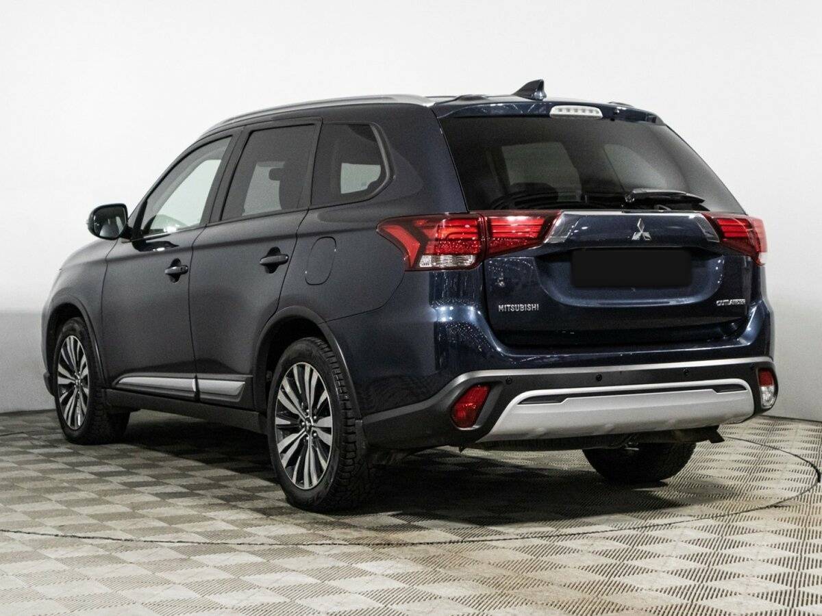 Mitsubishi Outlander, 2018 - 121 456 км. | Фото №7