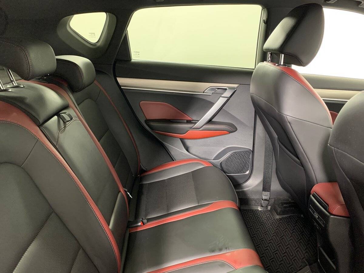 Geely Coolray, 2020 Фото №17