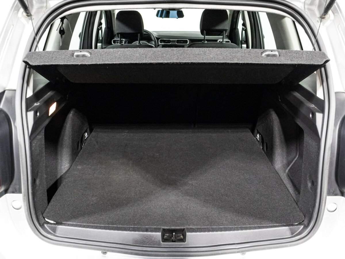 Renault Duster, 2022 Фото №15