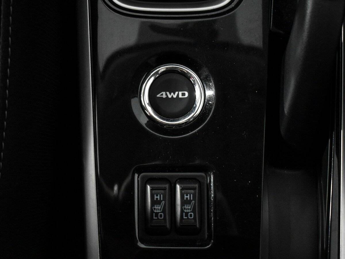 Mitsubishi Outlander, 2018 Фото №10