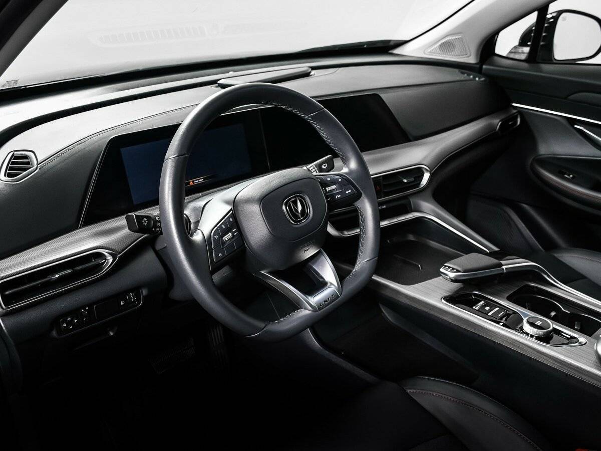 Changan UNI-T, 2022 Фото №13