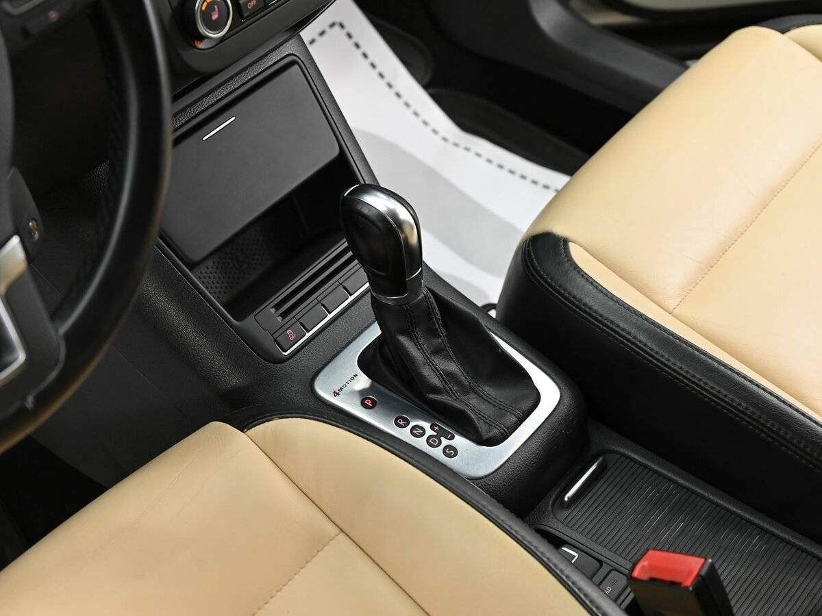 Volkswagen Tiguan, 2012 Фото №12