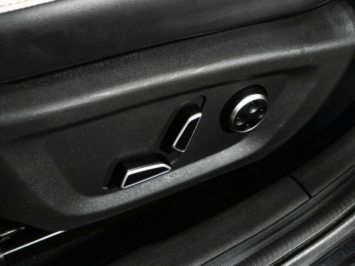 Changan UNI-V, 2023 Фото №18