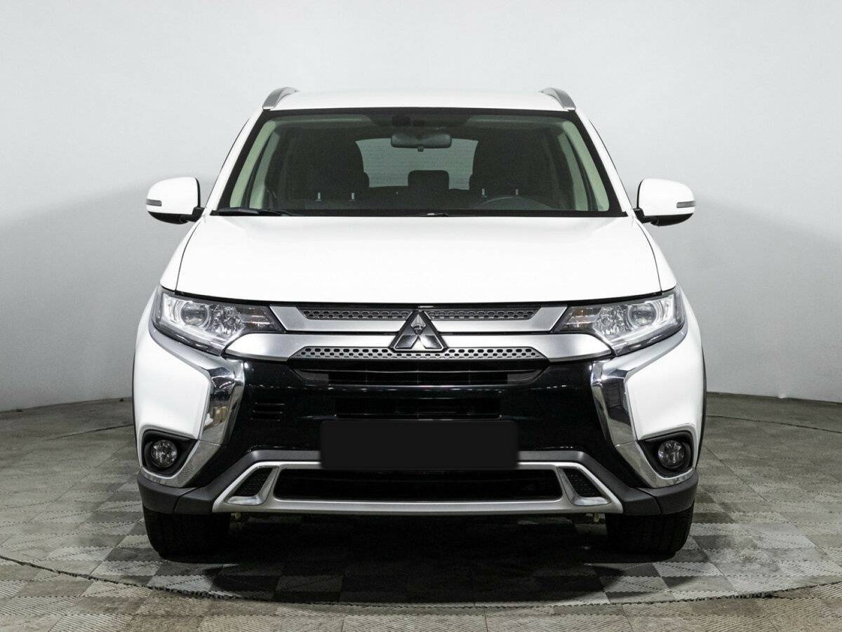 Mitsubishi Outlander, 2021 - 104 950 км. | Фото №2