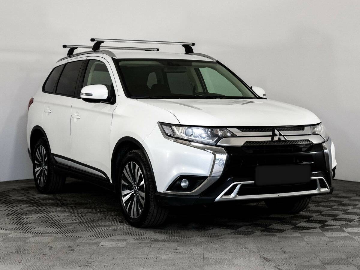 Mitsubishi Outlander, 2019 - 153 781 км. | Фото №3