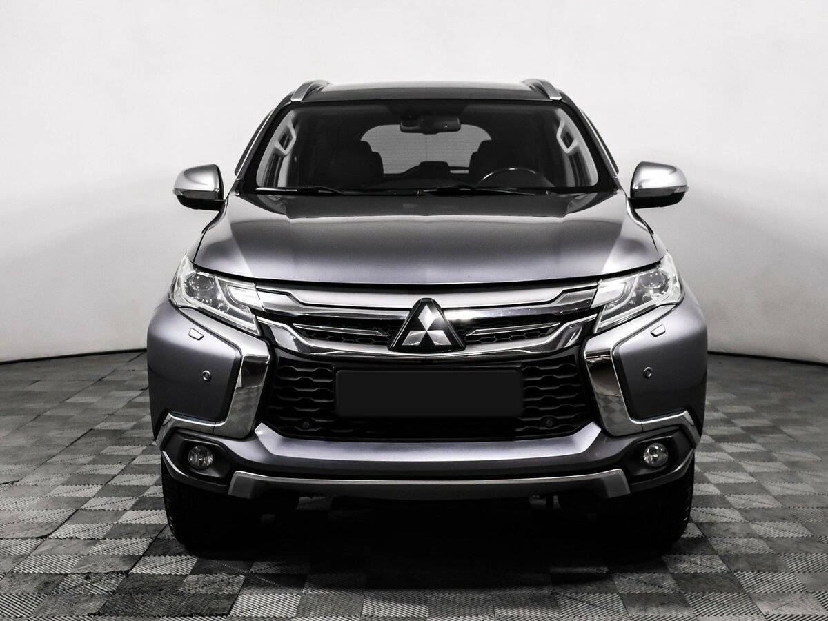 Mitsubishi Pajero Sport, 2017 - 130 600 км. | Фото №2
