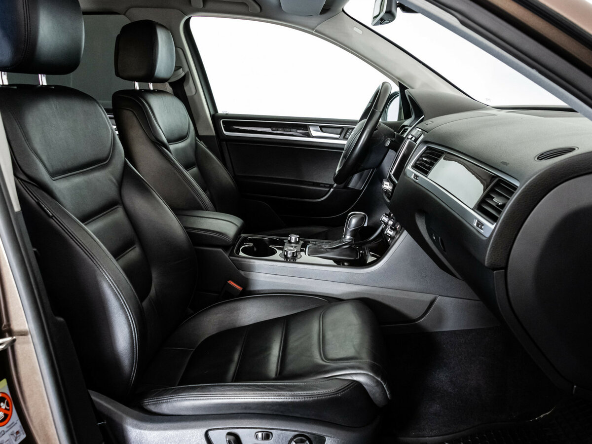 Volkswagen Touareg II, 2012 Фото №19