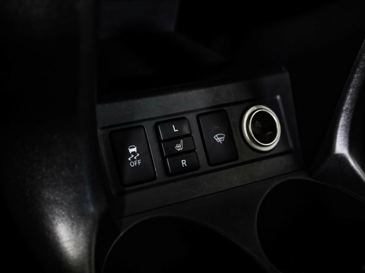 Toyota RAV4 III (XA30) Рестайлинг, 2012 Фото №15