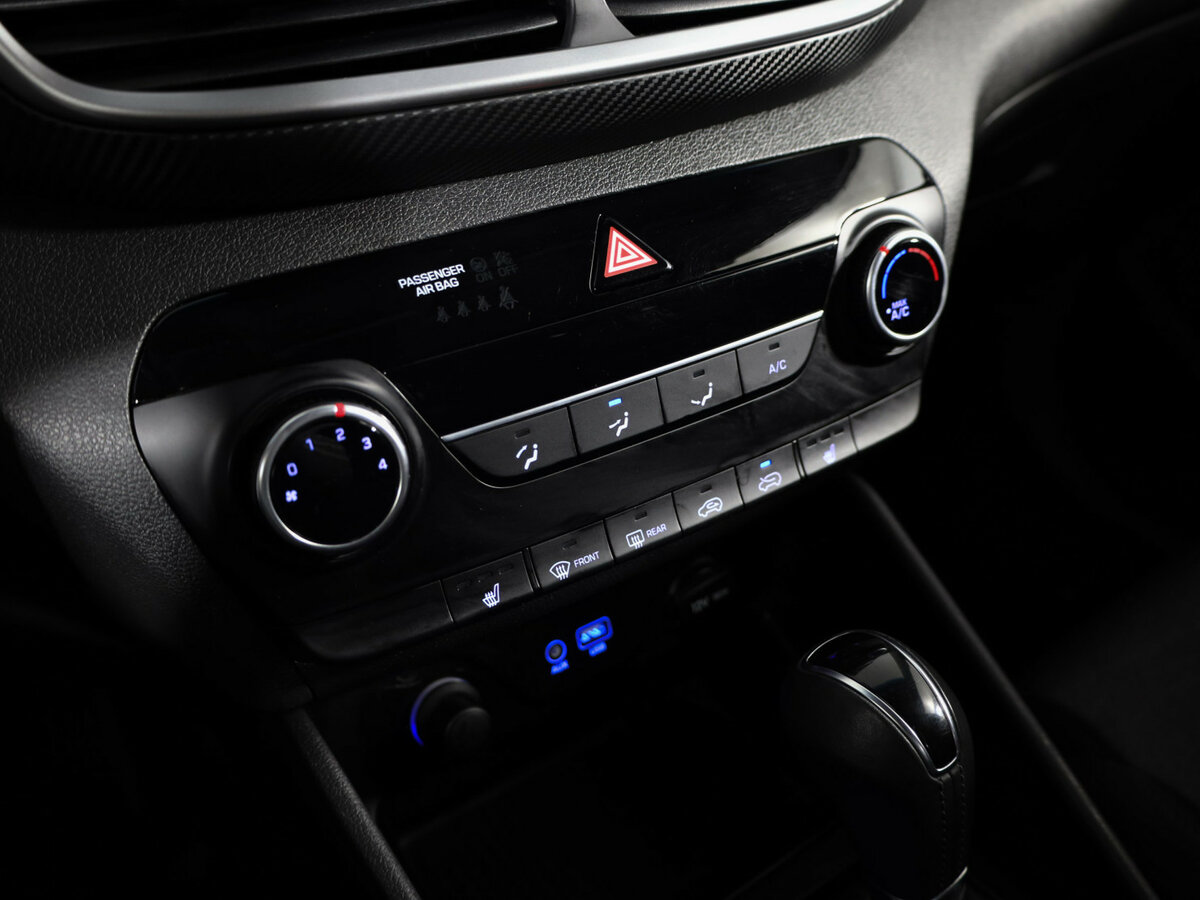 Hyundai Tucson III Рестайлинг, 2019 Фото №21