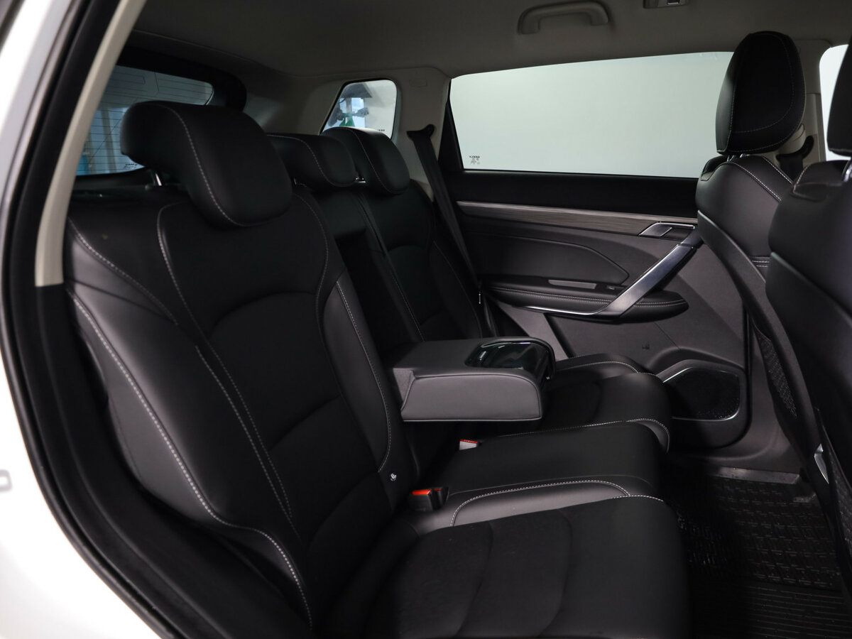 Geely Atlas Pro, 2022 Фото №15