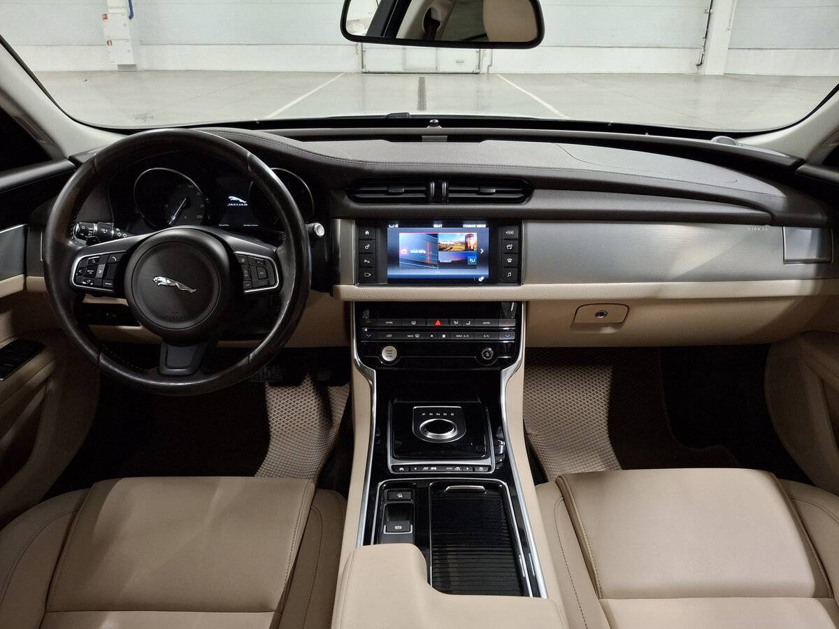 Jaguar XF II, 2016 Фото №14