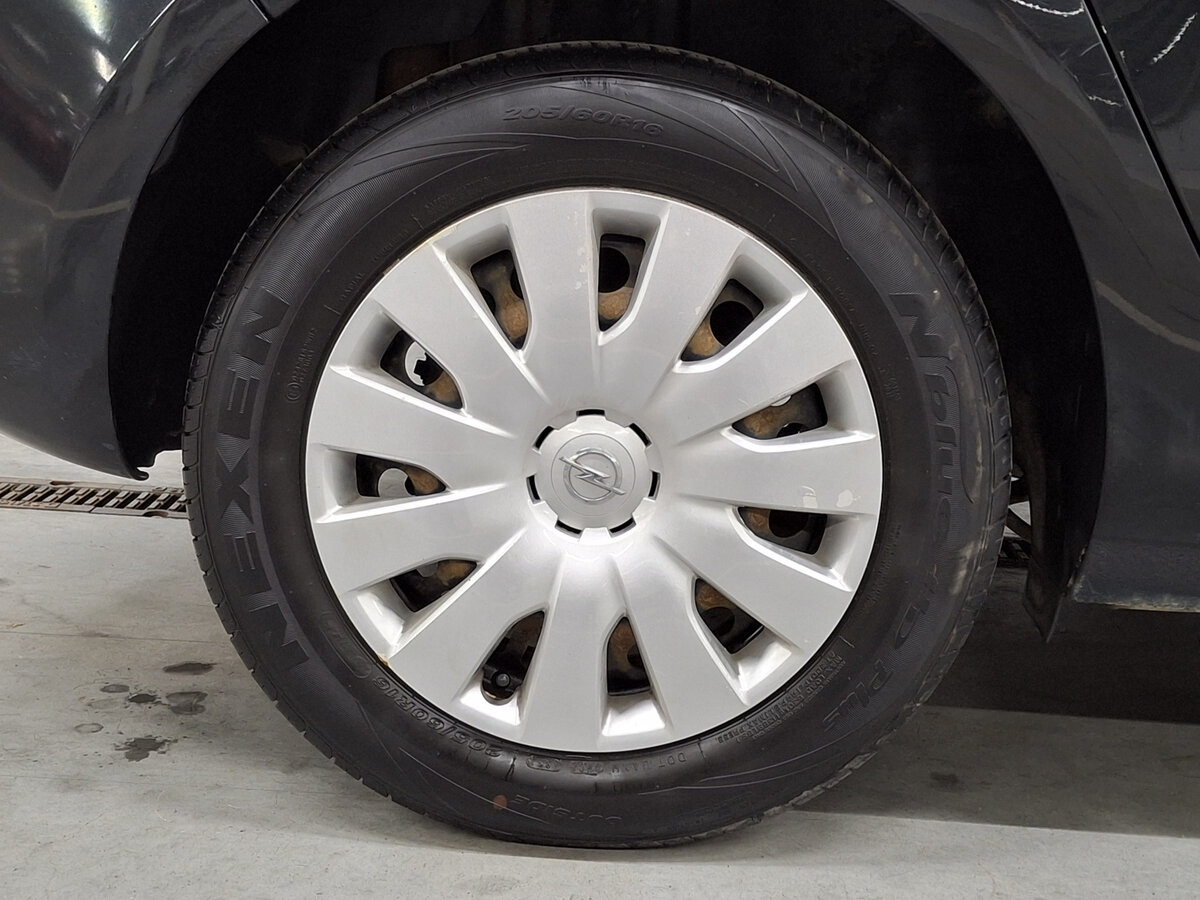 Opel Astra J Рестайлинг, 2013 Фото №17