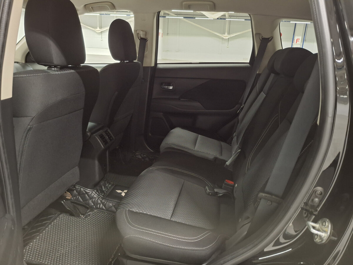 Mitsubishi Outlander III Рестайлинг 3, 2020 Фото №12
