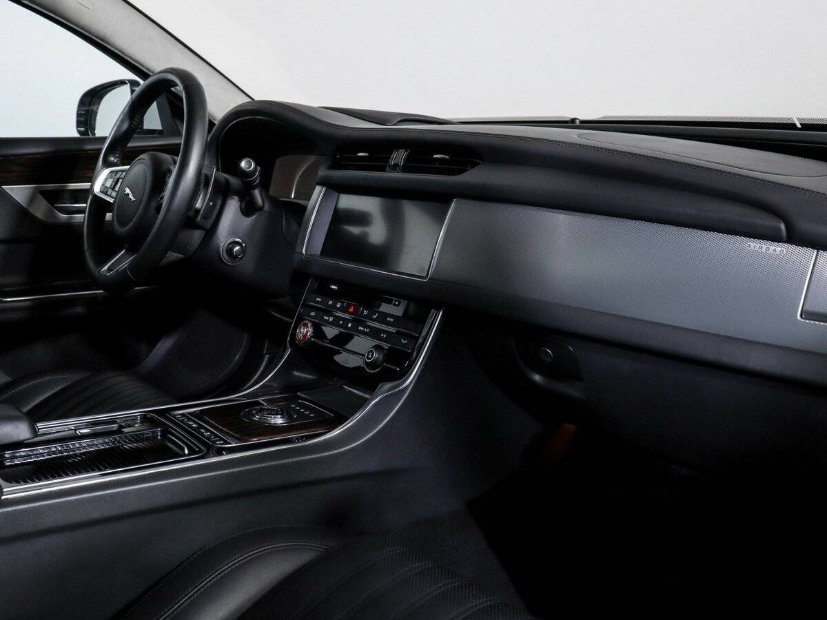 Jaguar XF II, 2018 - 72 632 км. | Фото №7