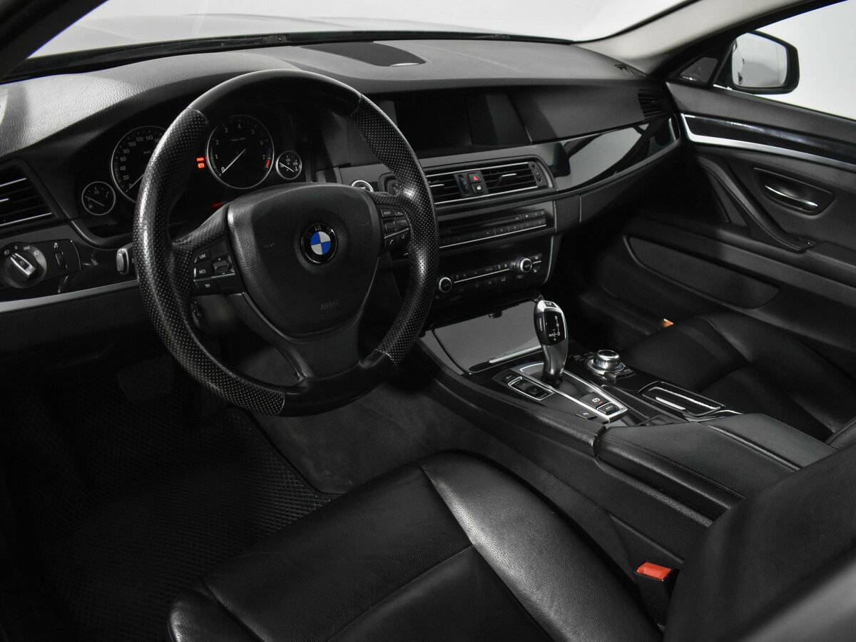 BMW 5 серии 520i VI (F10/F11/F07), 2013 Фото №7