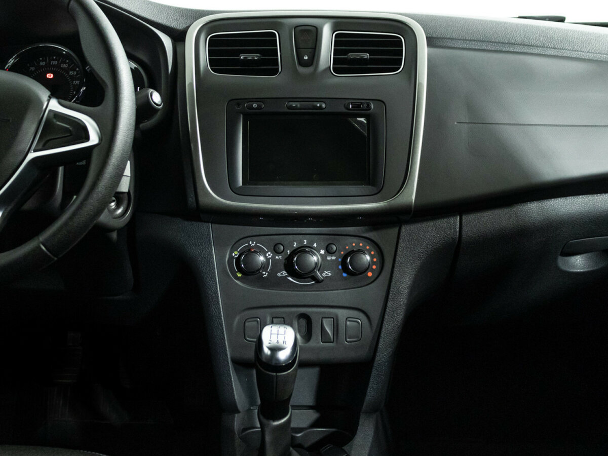 Renault Sandero Stepway II Рестайлинг, 2022 Фото №14