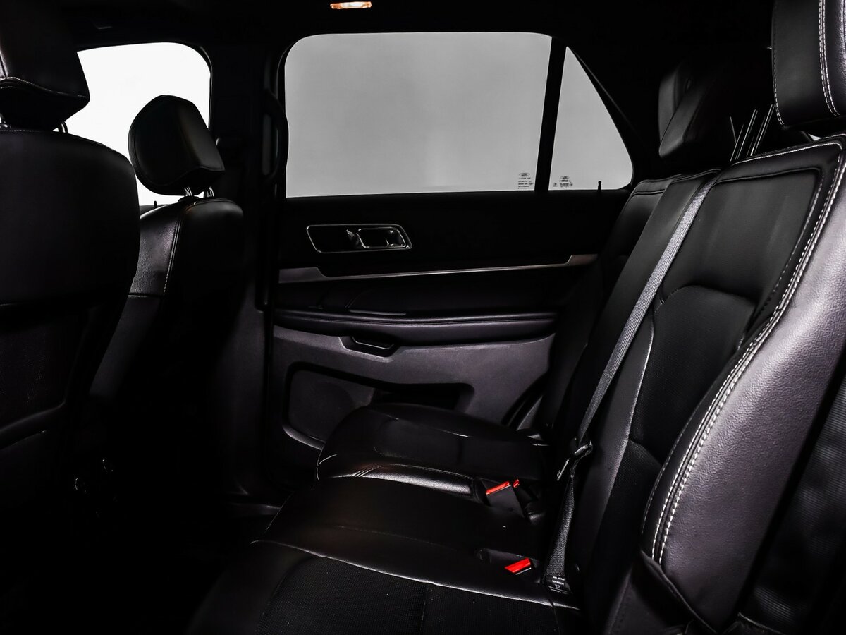 Ford Explorer V Рестайлинг, 2018 Фото №13