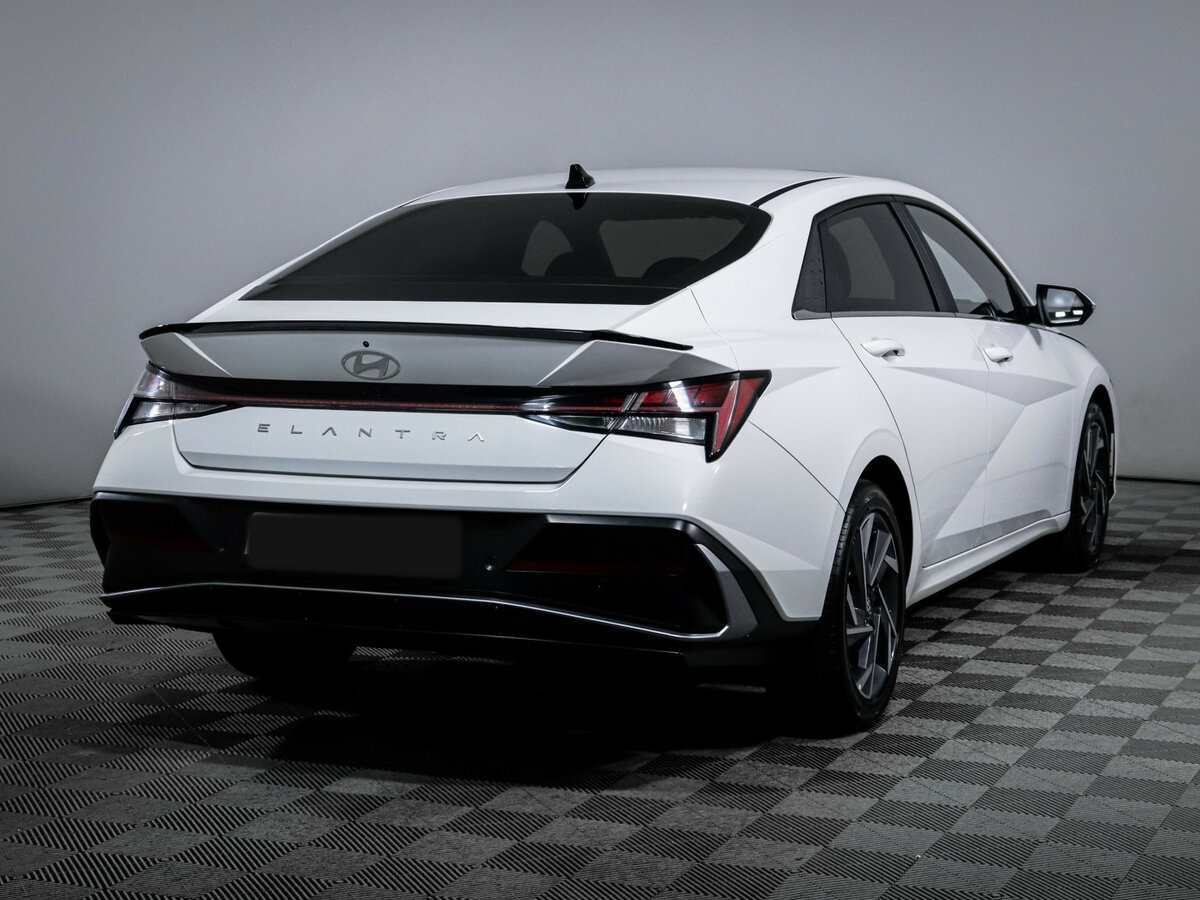 Hyundai Elantra VII (CN7) Рестайлинг, 2024 - 9 266 км. | Фото №4