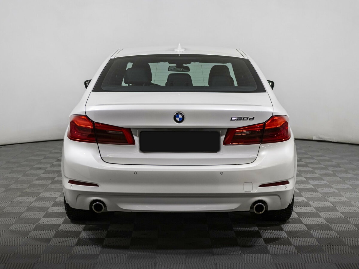 BMW 5 серии 520d VII (G30/G31/G38), 2017 - 122 000 км. | Фото №6