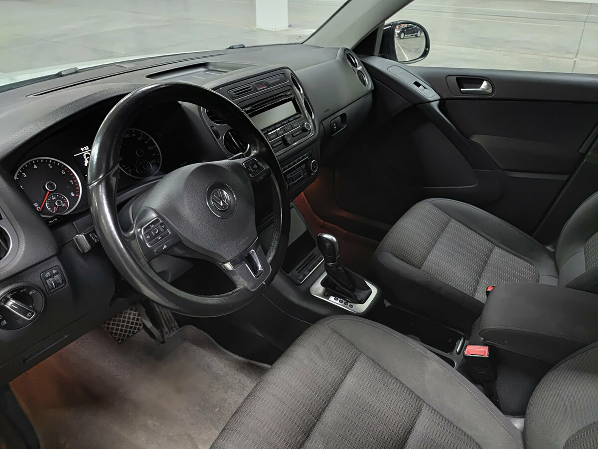 Volkswagen Tiguan I Рестайлинг, 2015 Фото №16