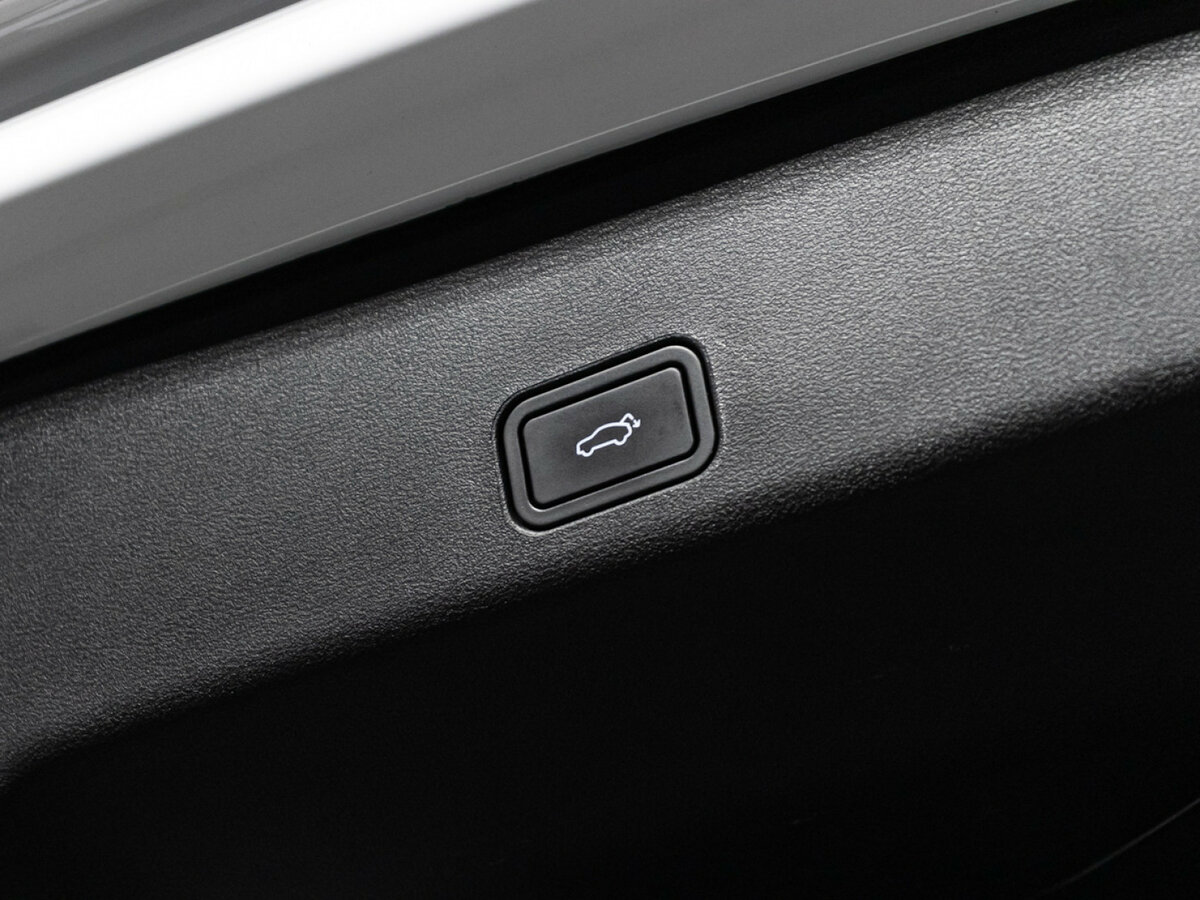 Geely Monjaro I, 2023 Фото №23