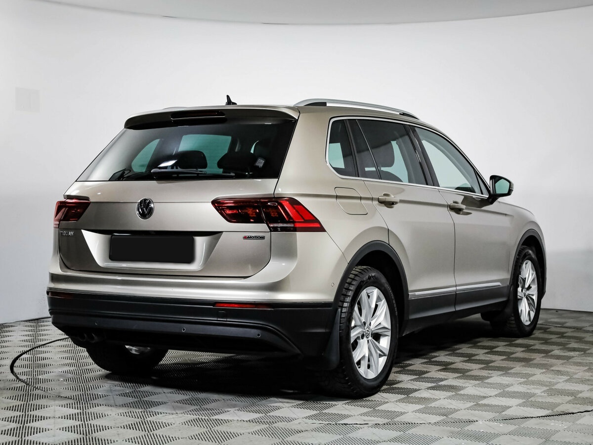 Volkswagen Tiguan II, 2020 - 106 011 км. | Фото №5