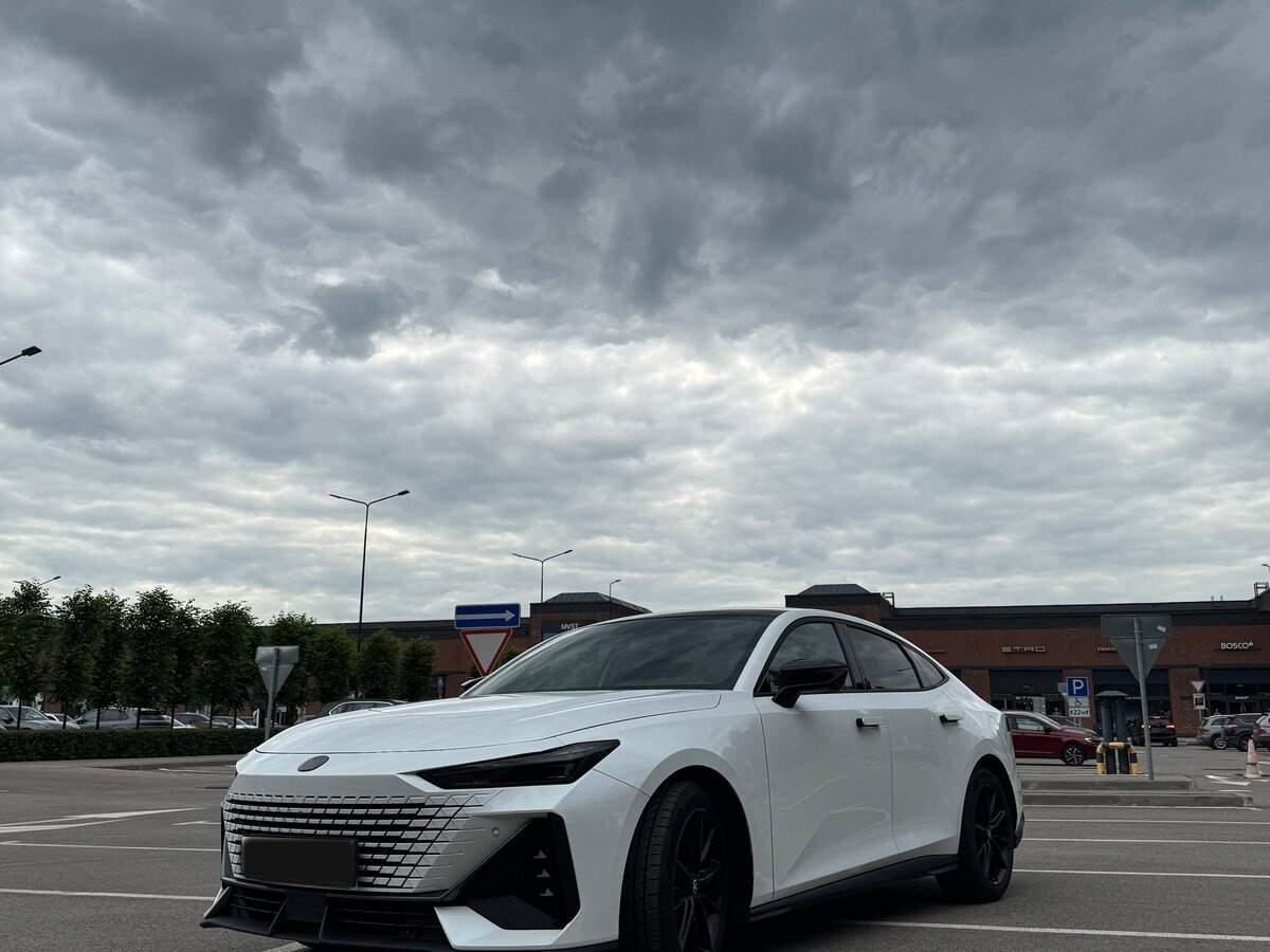 Changan UNI-V, 2023 - 23 500 км. | Фото №1